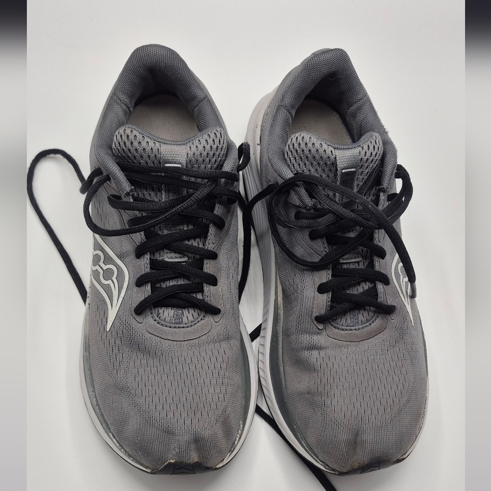Saucony Yellow Insole with Blue Edge